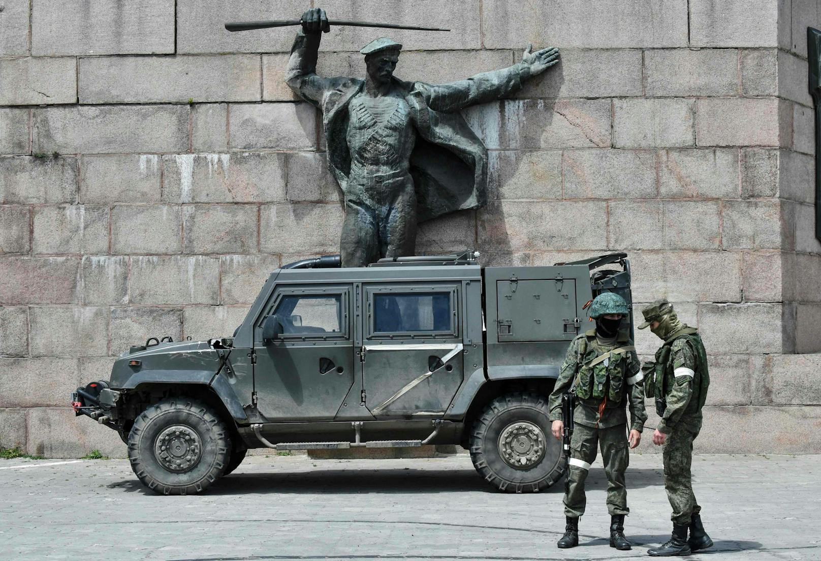 In der ukrainischen Region Cherson sollen Ukrainer von pro-russischen Kräften in "Folterkammern" als Geiseln gehalten werden. Symbolbild.&nbsp;