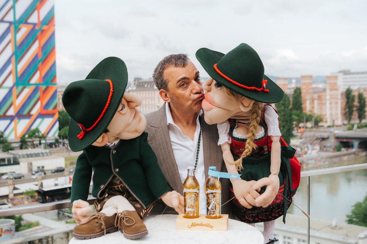 Heute.at - Almdudler als Hochzeits–Geschenk