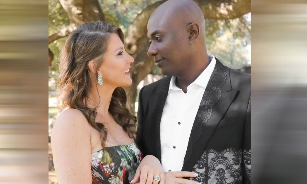 Der Palastgratuliert zur Verlobung.