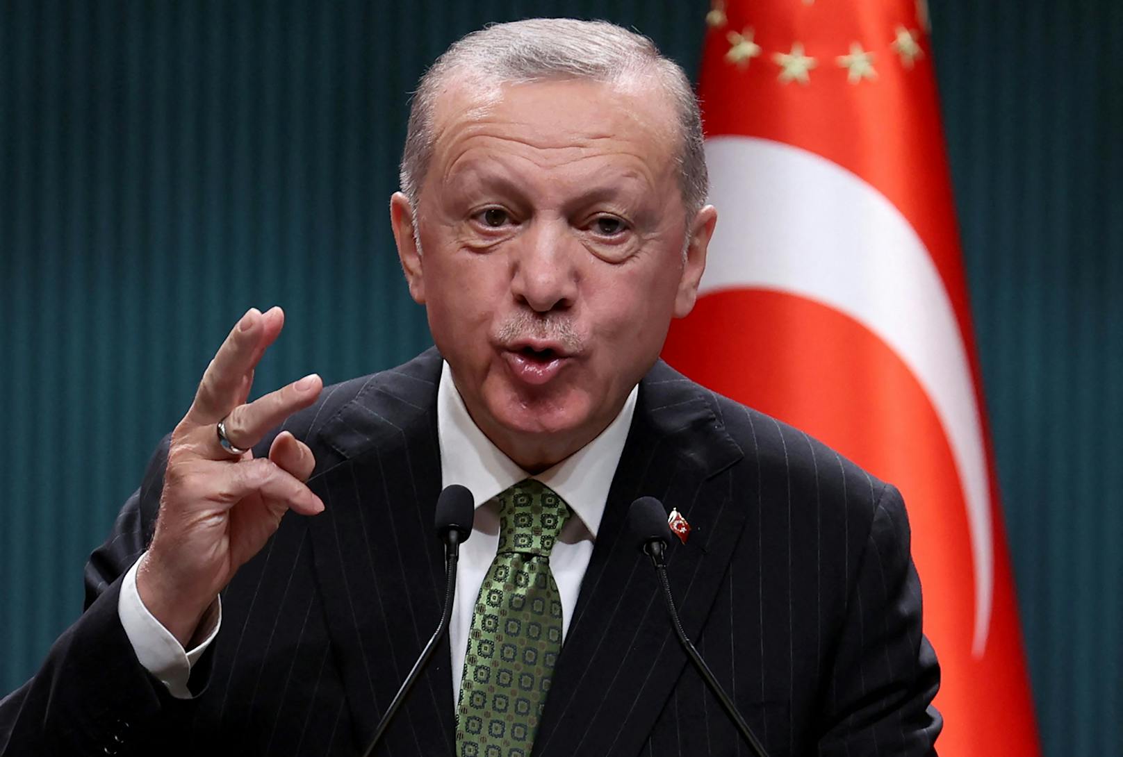 Die tödliche Explosion sei ein "niederträchtiger Anschlag" gewesen, sagte Erdogan in einer Rede.