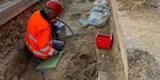 Tausendjähriges Skelett bei Straßenbau entdeckt