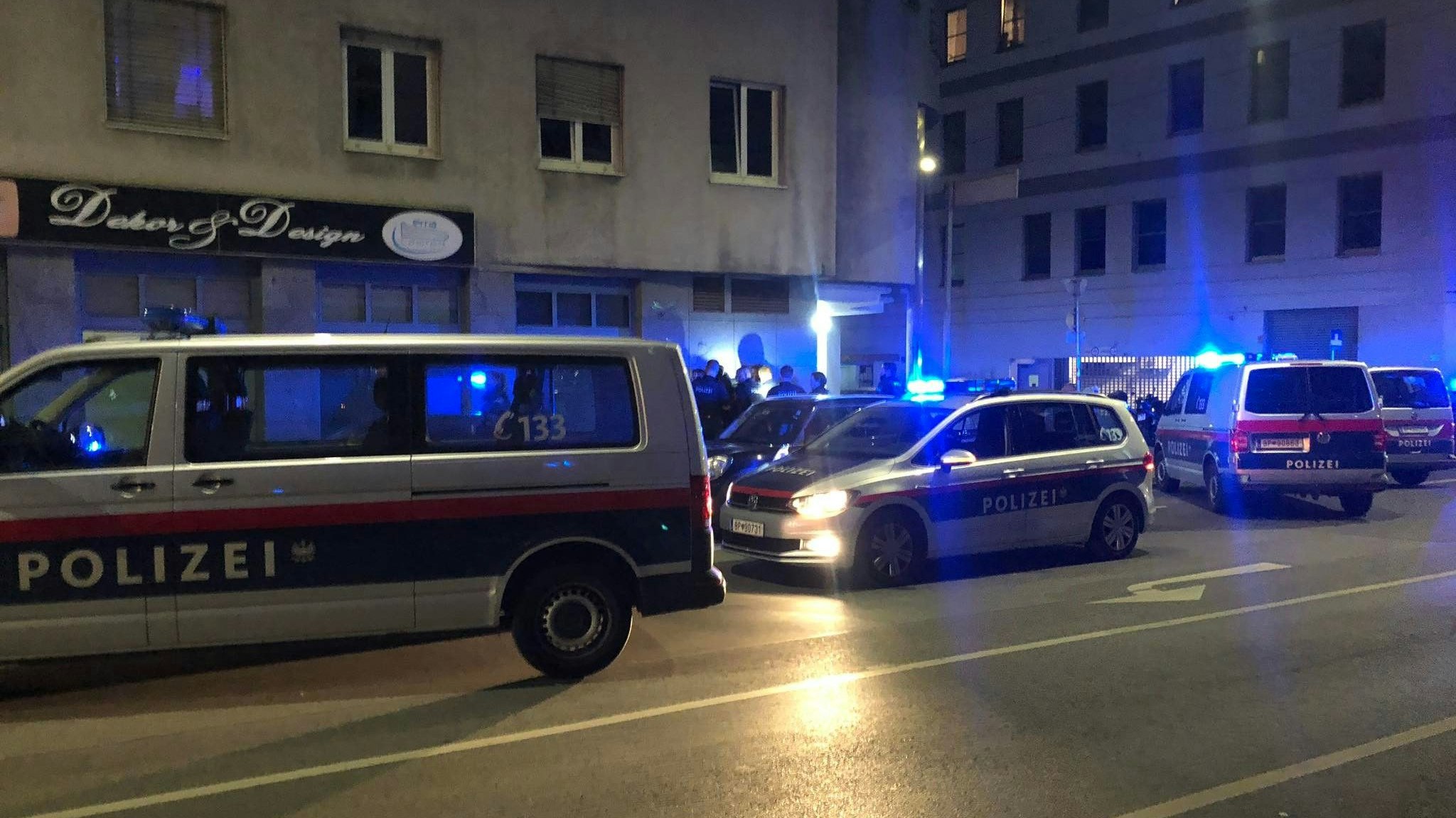 Großaufgebot der Wiener Polizei in Wien-Favoriten