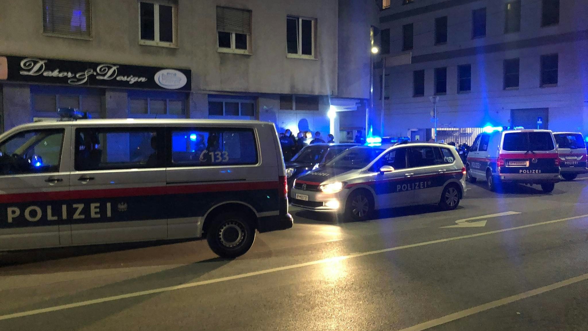 Großaufgebot der Wiener Polizei in Wien-Favoriten