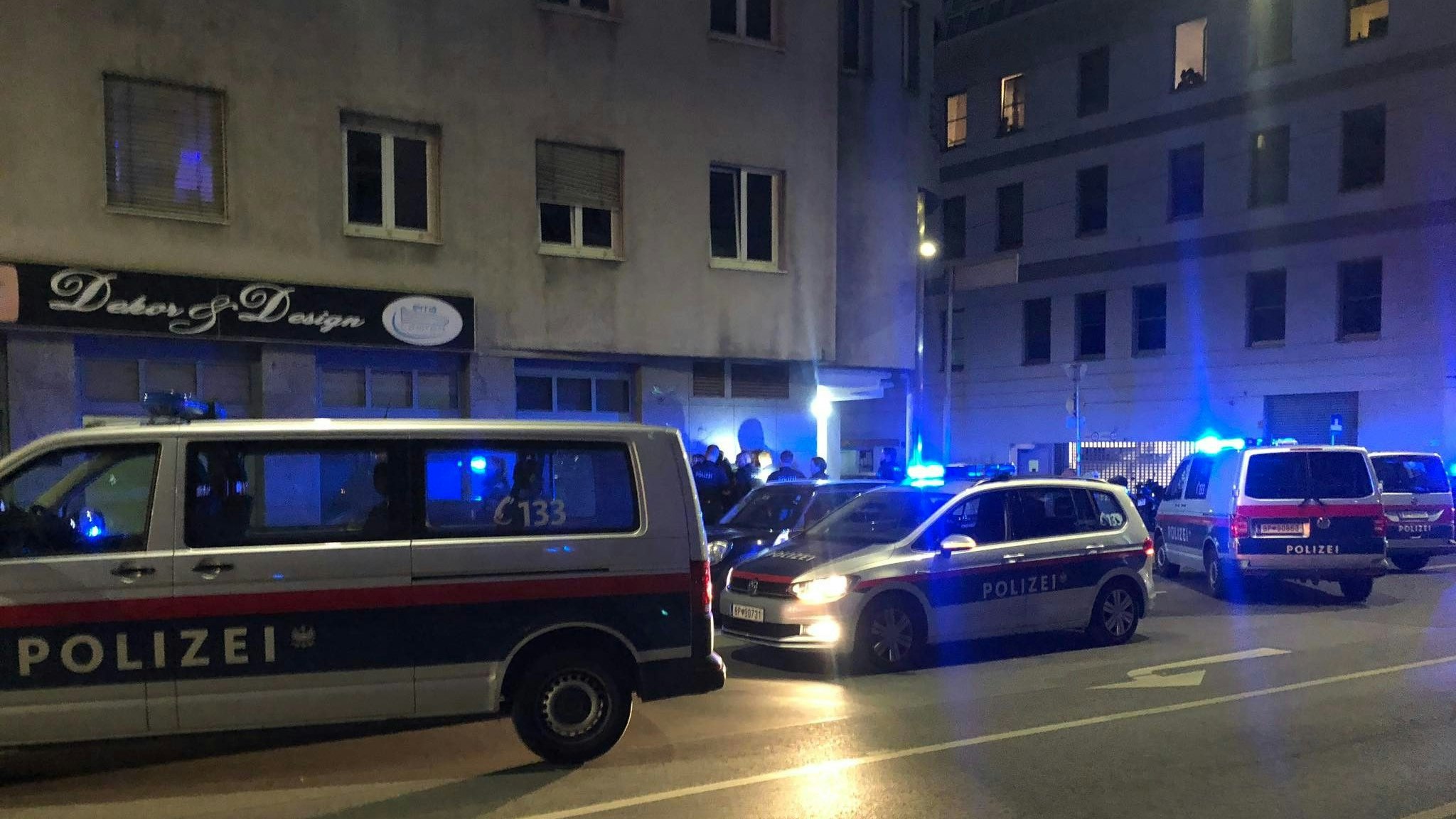 Großaufgebot der Wiener Polizei in Wien-Favoriten