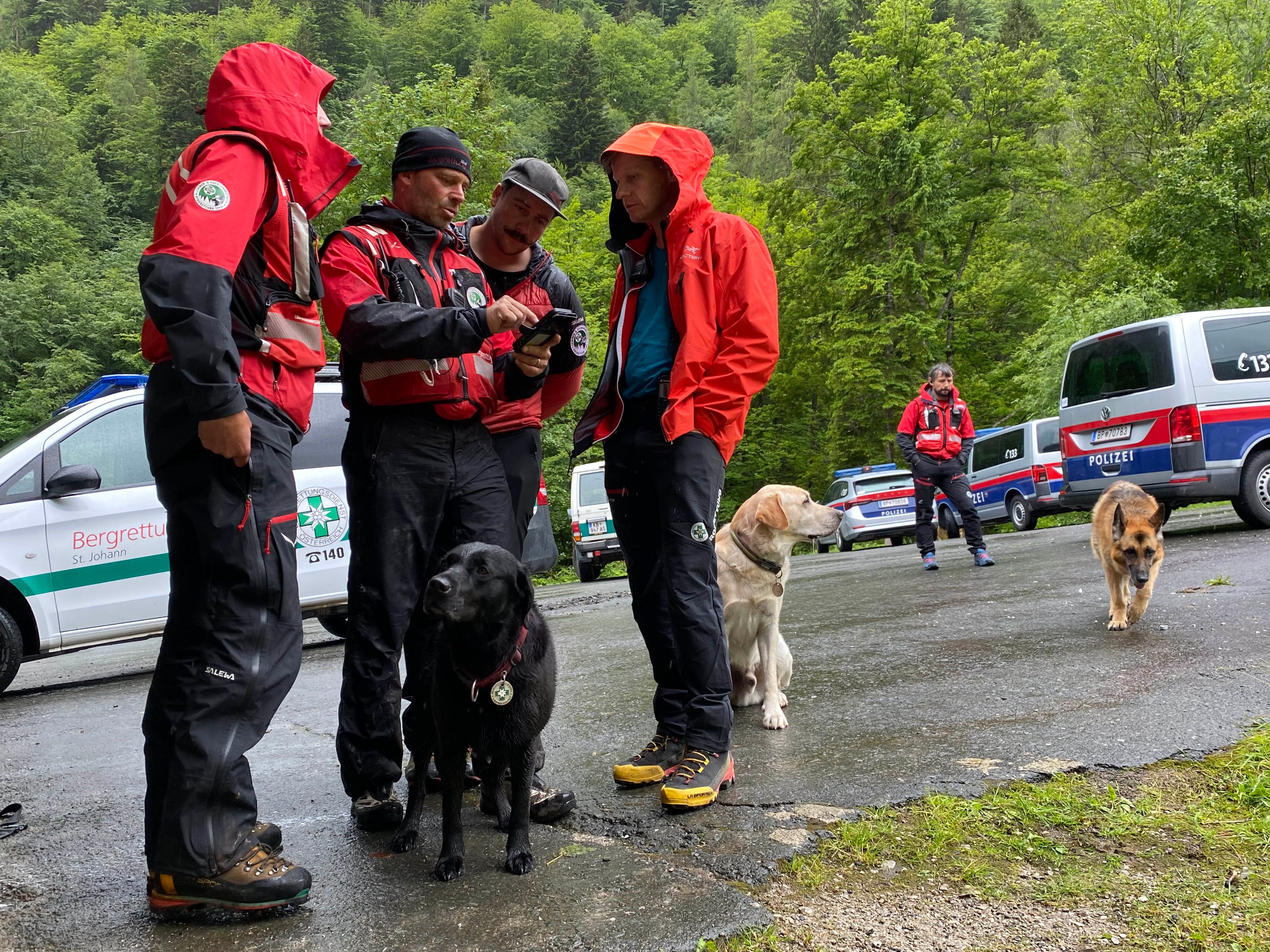 Die Suchaktion nach dem verschütteten Bergsteiger musste aus Sicherheitsgründen abgebrochen werden.