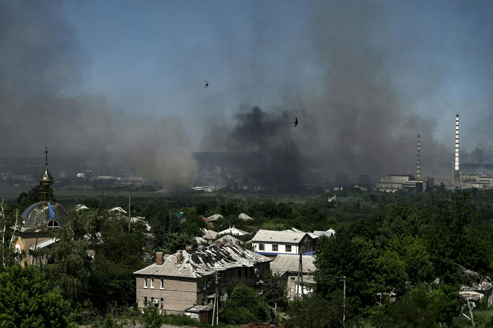 Nach wie vor ist der Osten der Ukraine schwer umkämpft. In&nbsp;Lysychansk gingen zuletzt wieder vermehrt Bomben nieder.&nbsp;