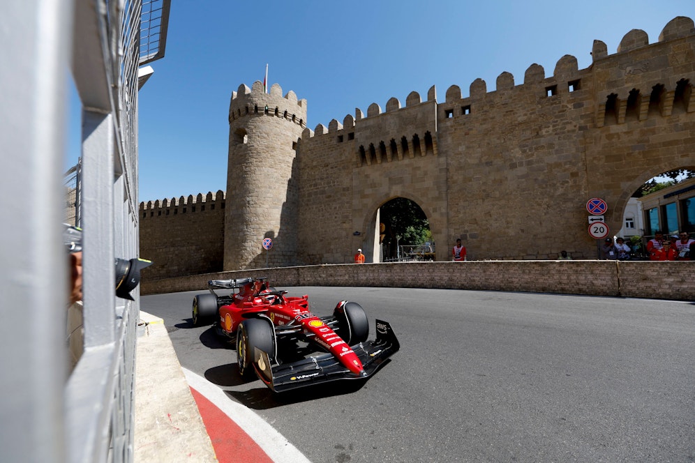 Charles Leclerc fuhr im zweiten Baku-Training zur Tagesbestzeit. 
