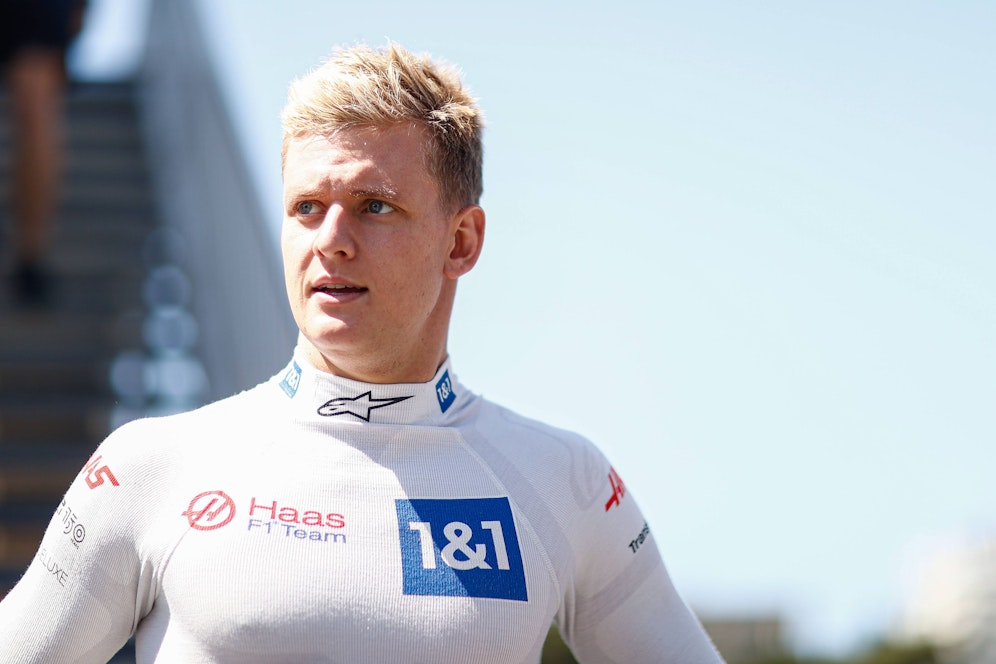 Mick Schumacher muss um seine Formel-1-Karriere bangen.