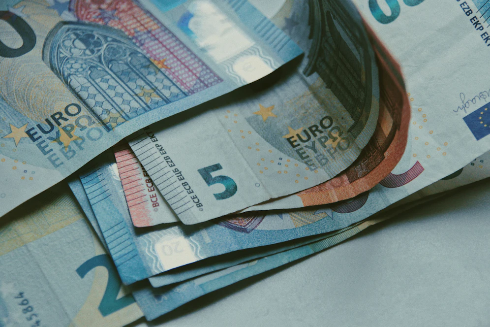 Unrechtmäßig hatte eine 86-Jährige über Jahre von der Luzerner Ausgleichskasse bezogen. Insgesamt erhielt sie so fast 126.000 Franken, umgerechnet rund&nbsp;121.000 Euro.