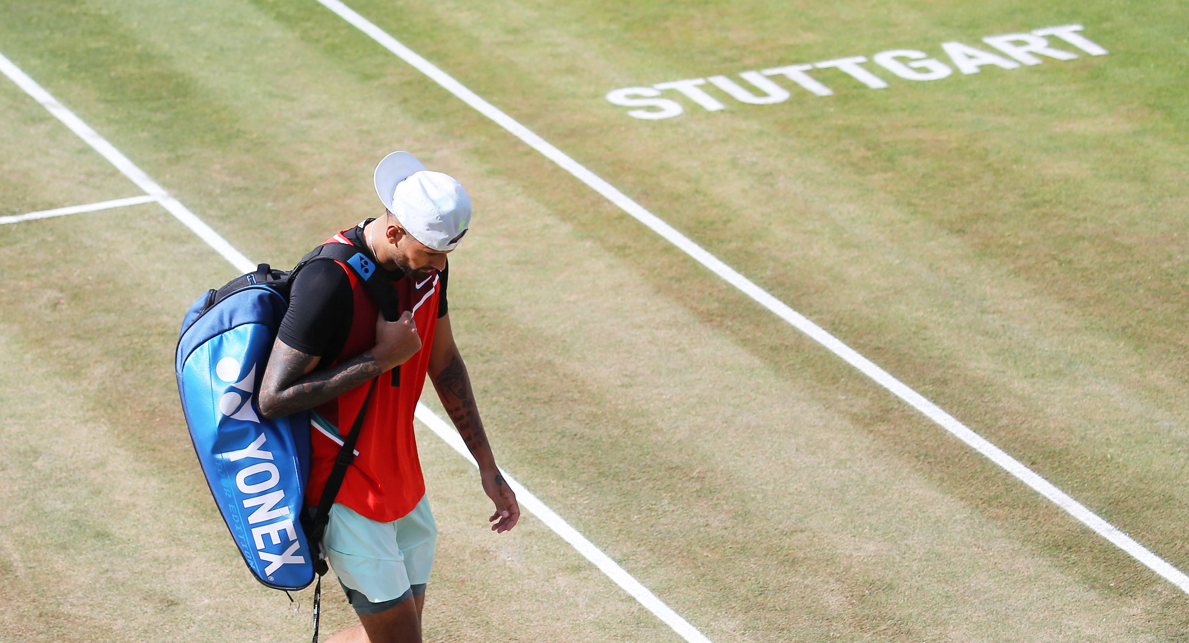 Nick Kyrgios ist nach einem echten Skandal-Auftritt in Stuttgart ausgeschieden. 