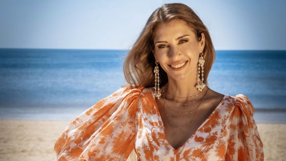 Die RTL2-Moderatorin und Influencerin Cathy Hummels zeigt sich gerne sexy im Netz.