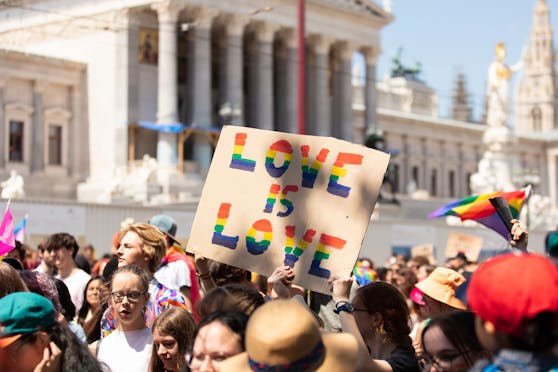 Um die Sichtbar der&nbsp;LGBTIQ-Community zu erhöhen, fördert die Stadt Wien neun queere Projekte.