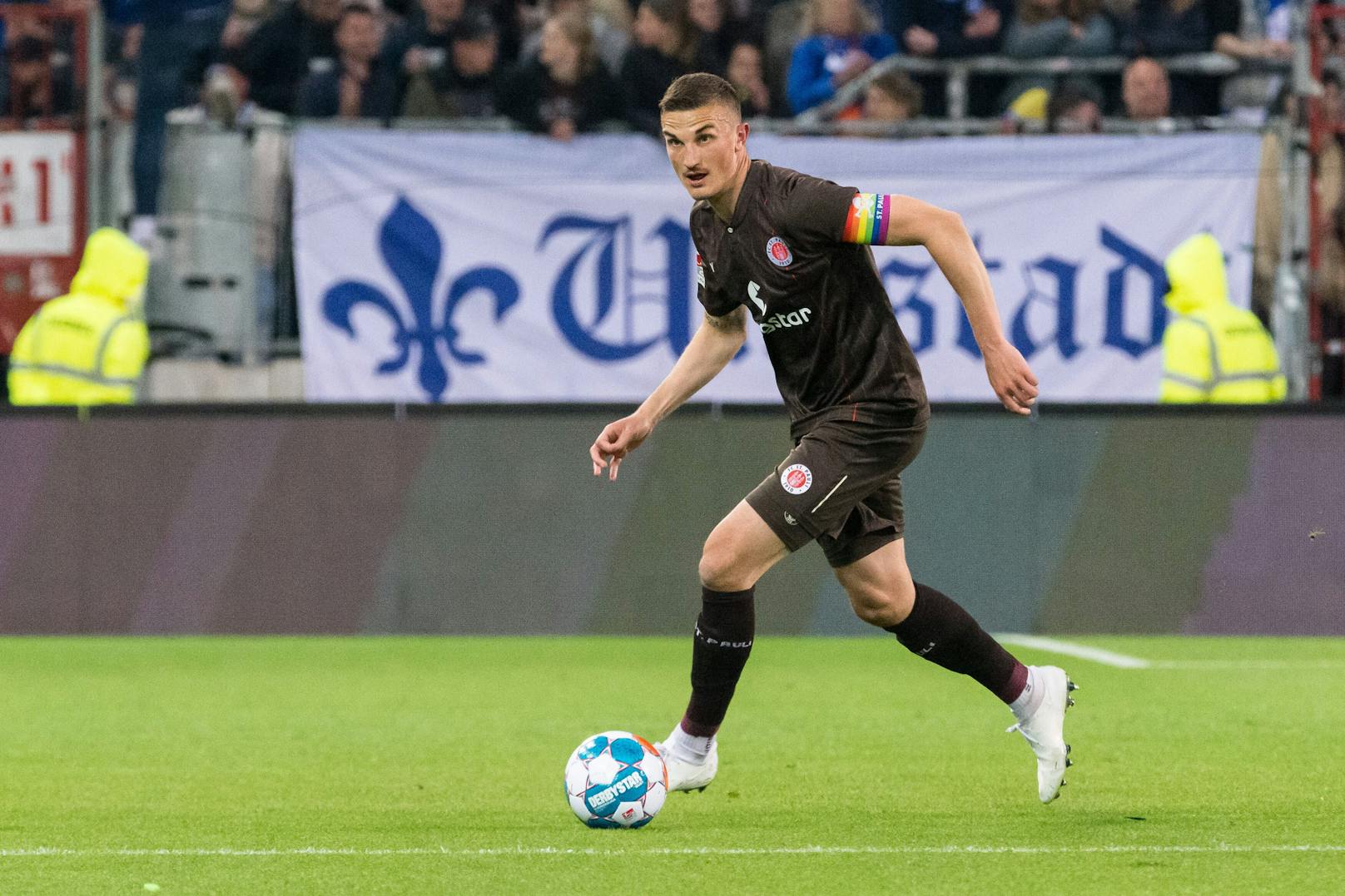 <strong>Fix: Philipp Ziereis zum LASK. </strong>Der 29-jährige deutsche Verteidiger kommt vom FC St.Pauli, den er zuletzt als Kapitän aufs Feld geführt hat. 