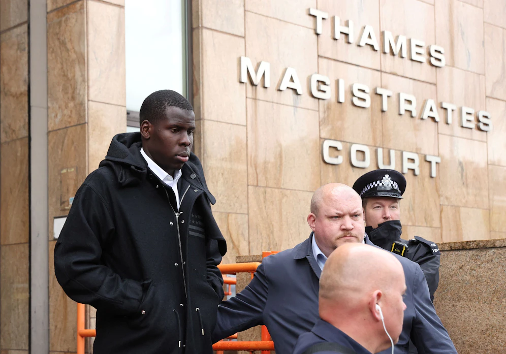Kurt Zouma beim Verlassen des Gerichts in London.