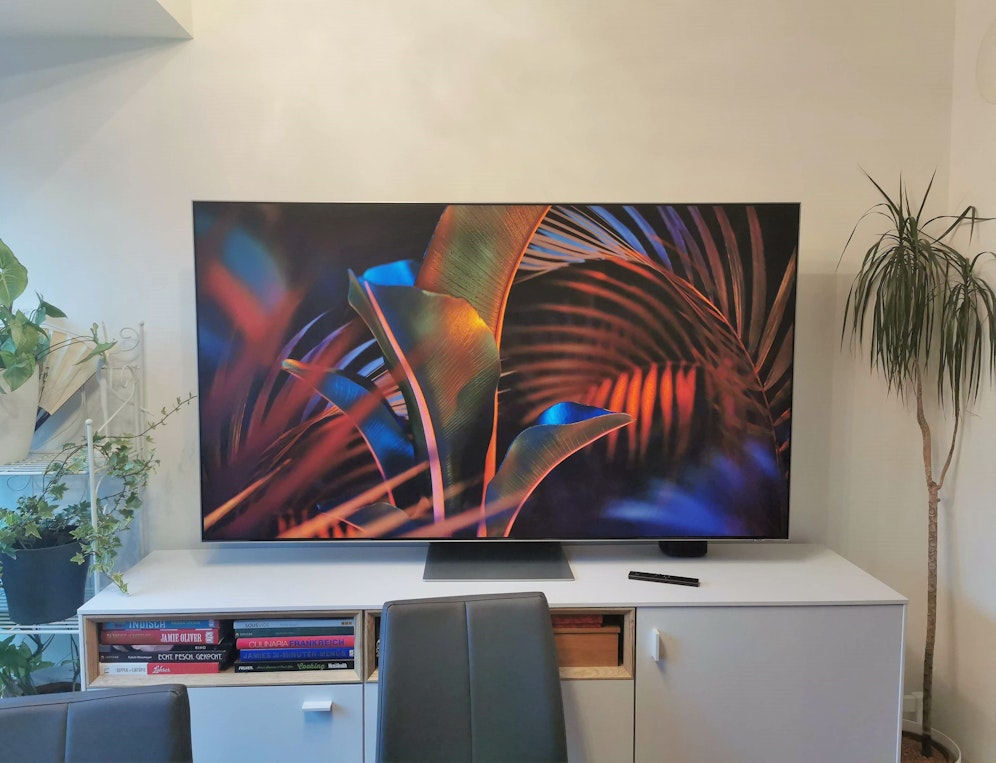 Der Samsung QN95B im Test: Bestleistung zum Bestpreis, knackiges Bild, tolle Technik und fetter Sound!