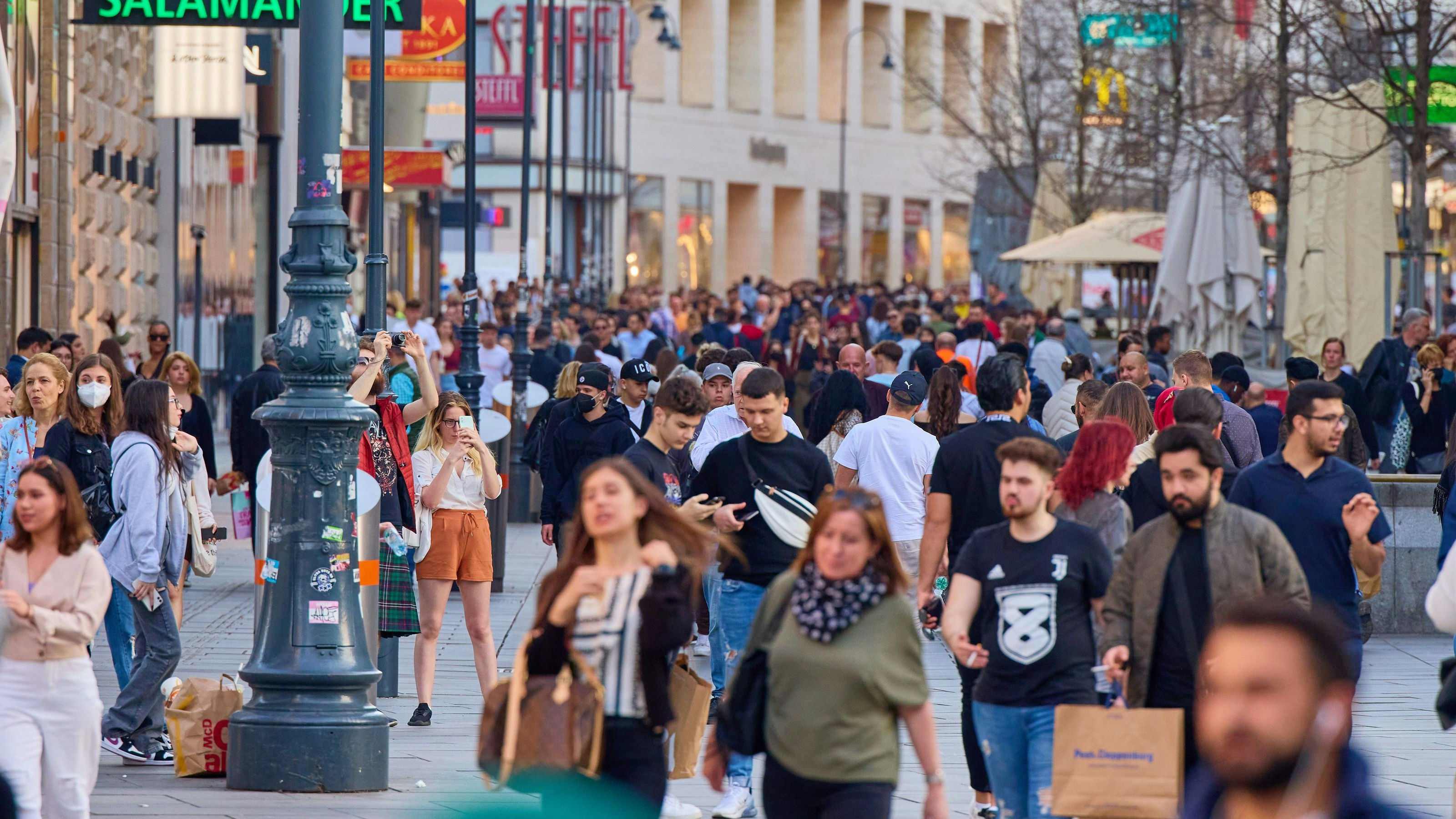 Innerhalb einer Woche haben sich die Infektionszahlen in Österreich fast verdoppelt.