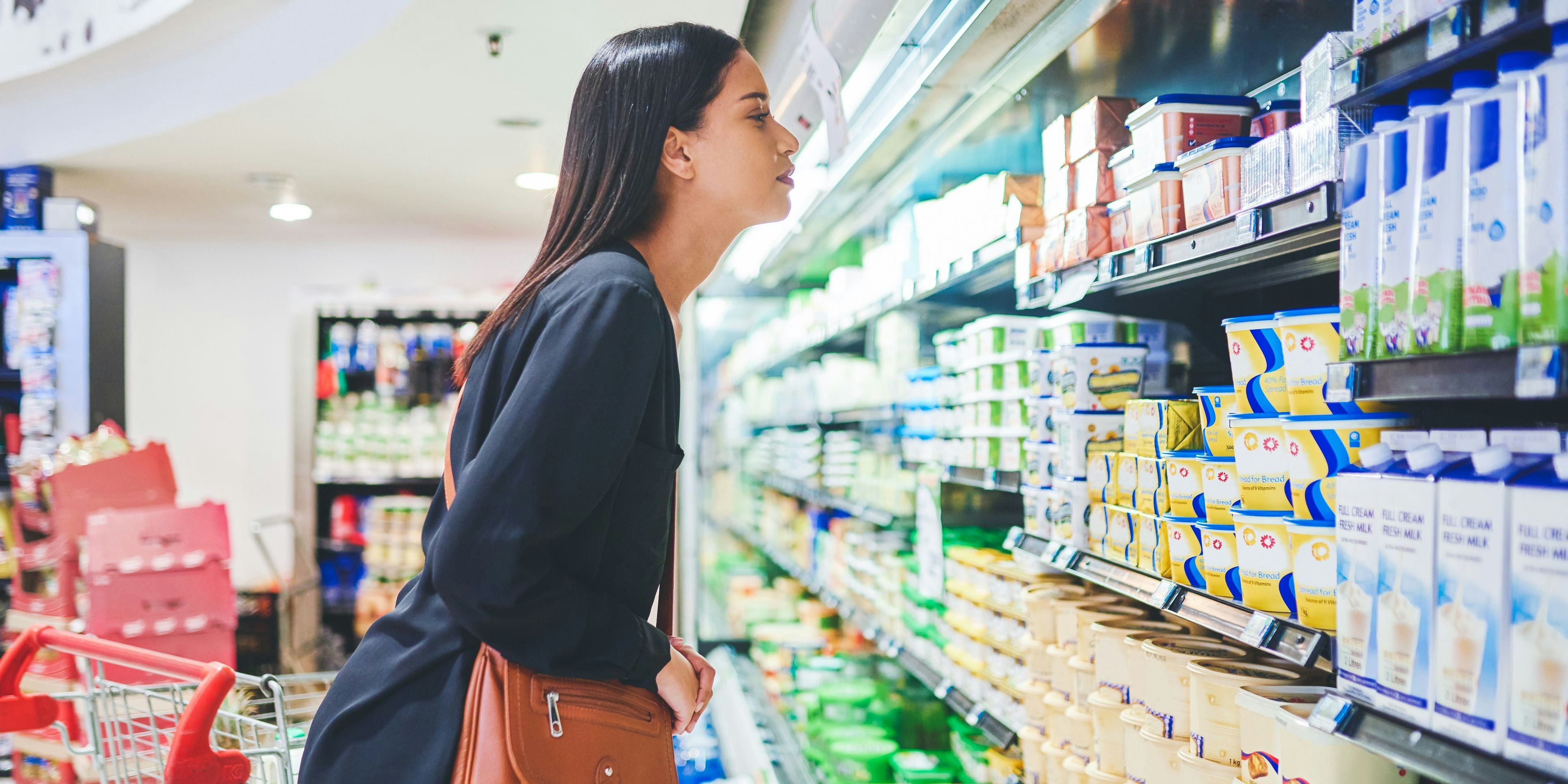 Die Preissteigerungen sind enorm - auch bei Milch, Butter und Joghurt.