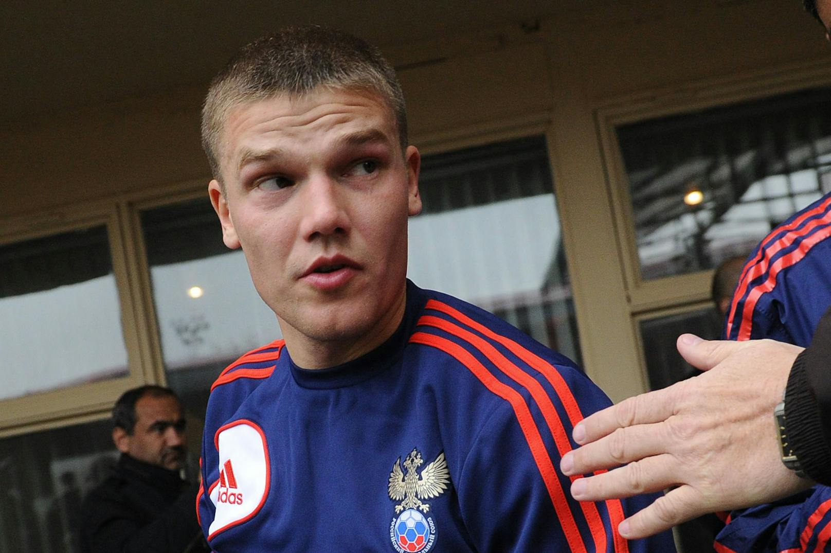 Der ehemalige russische Nationalteam-Kapitän Igor Denisov meldet sich nun zu Wort. 