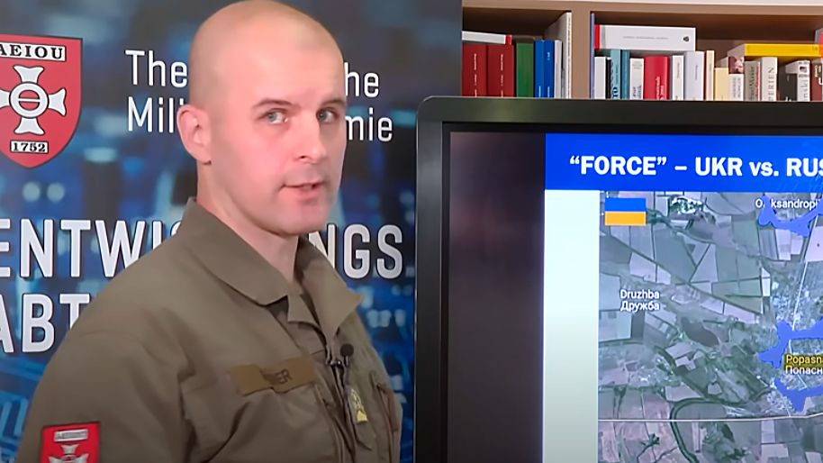 Oberst Markus Reisner ist Leiter der Entwicklungsabteilung an der Theresianischen Militärakademie.