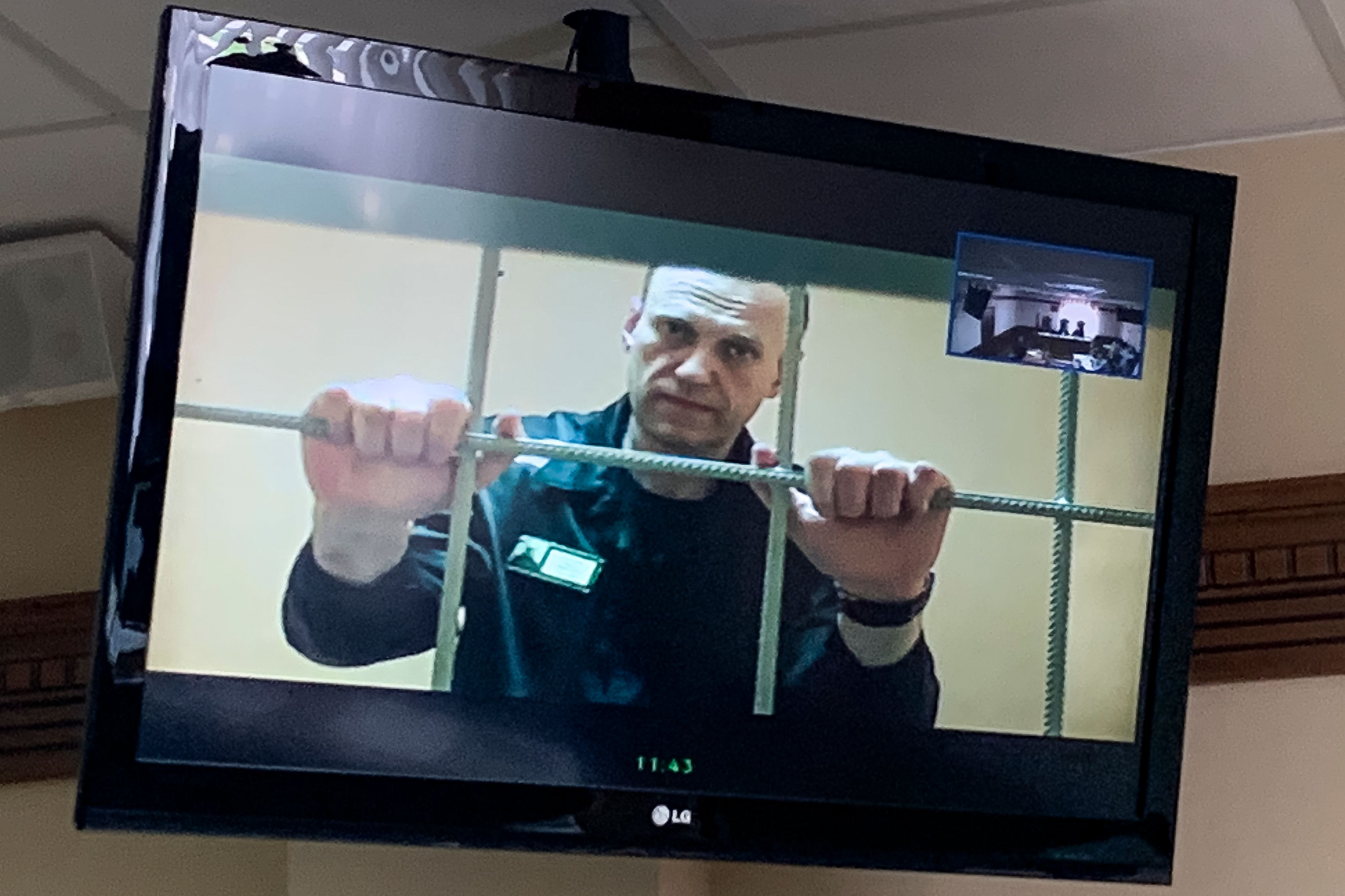 Download von www.picturedesk.com am 16.06.2022 (12:29).  Russian opposition leader Alexei Navalny appears from prison on a video link provided by the Russian Federal Penitentiary Service, at a courtroom in Vladimir, Russia, Tuesday, June 7, 2022. A court in Vladimir region on Tuesday rejected an appeal of Russian opposition leader Alexei Navalny against the correctional colony's decision to label him "a person inclined to commit crimes of a terrorist or extremist nature." (AP Photo/Vladimir Kondrashov) - 20220607_PD5219 - Rechteinfo: Rights Managed (RM)