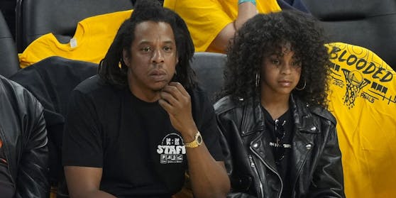 Blue Ivy, Tochter von Beyoncé (r.), mit Papa Jay-Z