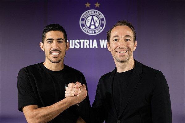 Neuzugang Baltaxa mit Sportdirektor Manuel Ortlechner