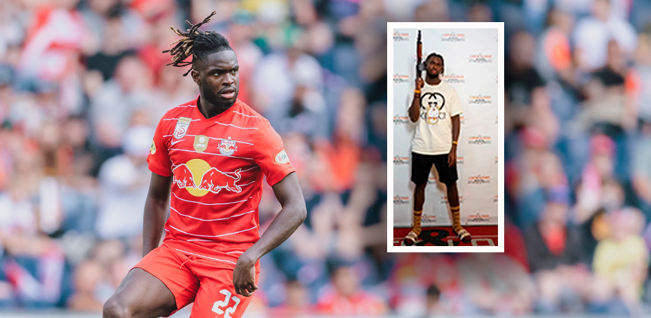 Salzburgs Oumar Solet posiert mit einem Gewehr auf Instagram. 