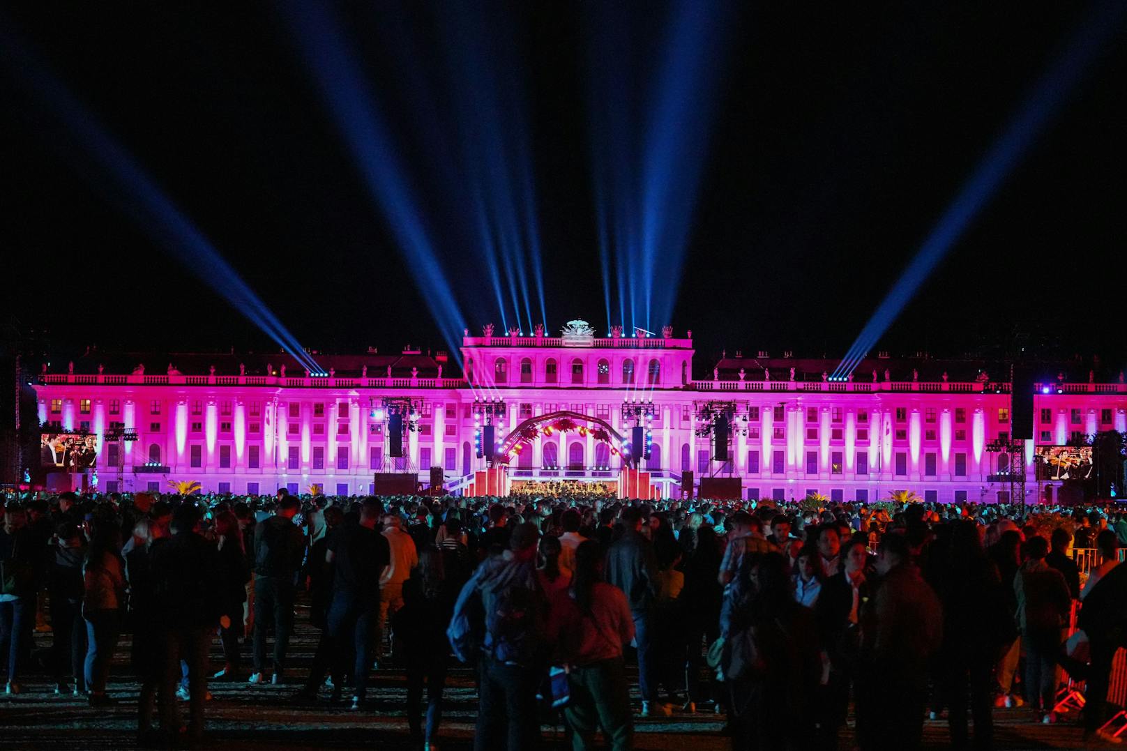 Das Sommernachtskonzert 2022 fand am 16. Juni in Schönbrunn statt.