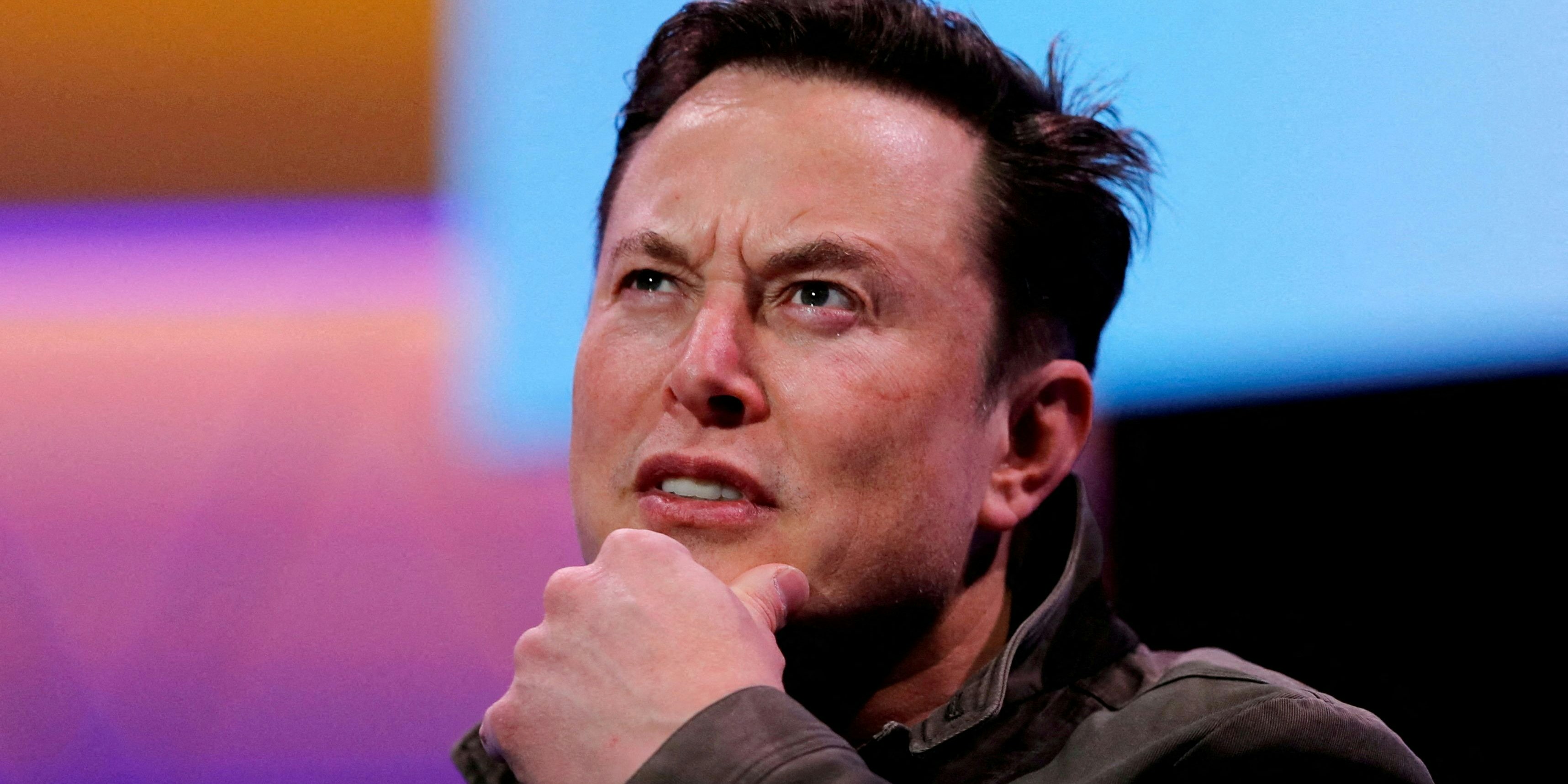 FILE PHOTO: SpaceX owner and Tesla CEO Elon Musk at the E3 gaming convention in Los Angeles, California, U.S., June 13, 2019.  REUTERS/Mike Blake/File Photo