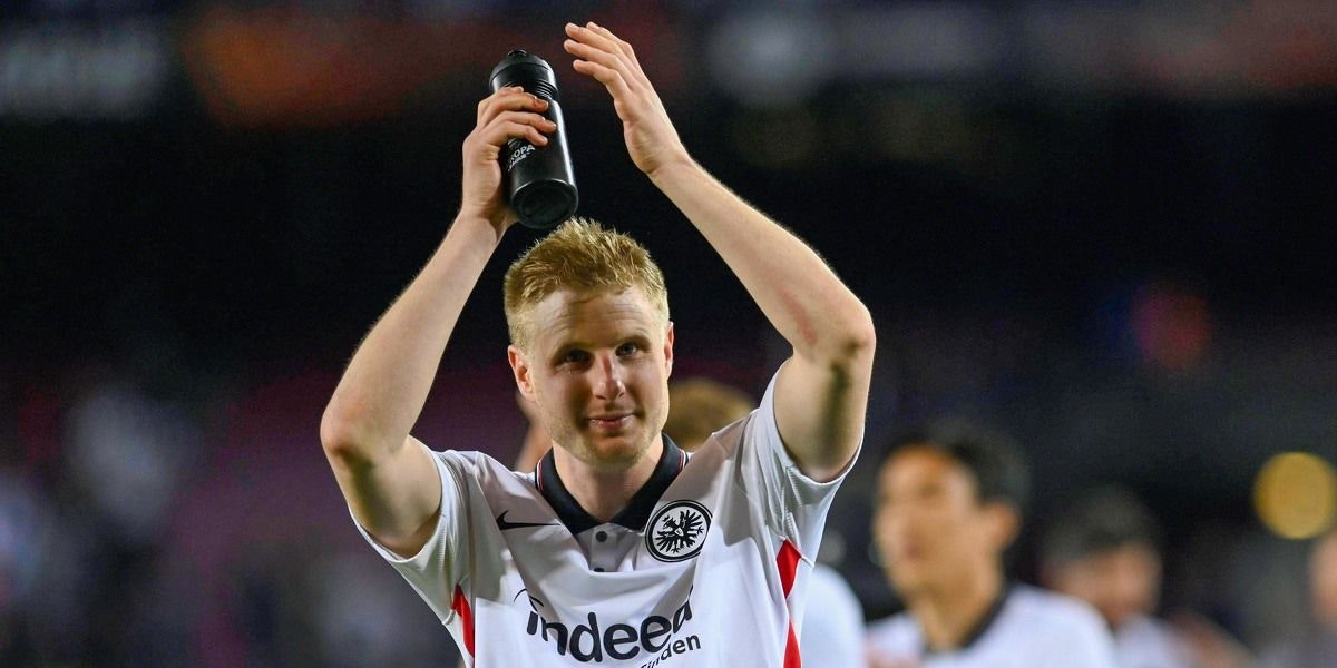 Martin Hinteregger bekennt sich zu Eintracht Frankfurt. 