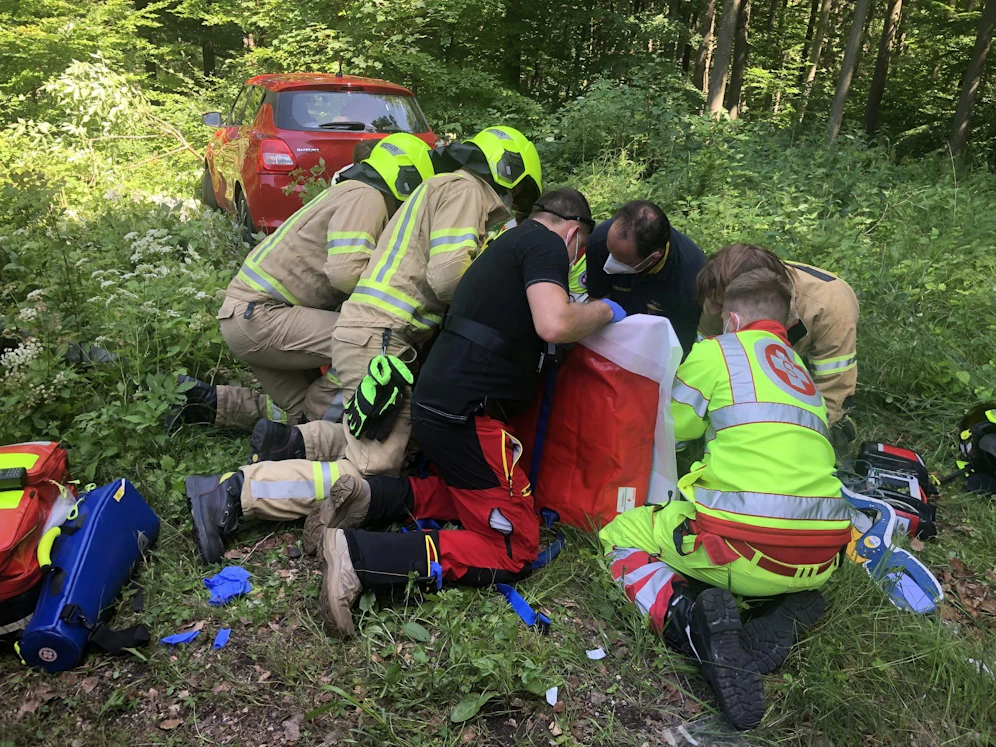 Die Einsatzkräfte vor Ort.