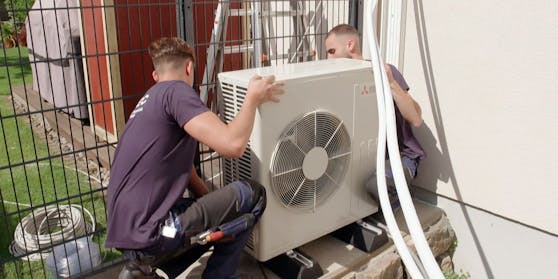 "Klima-Killer Klimaanlage": Immer mehr Menschen kühlen ihre Wohnräume hierzulande mit stromfressenden Geräten.