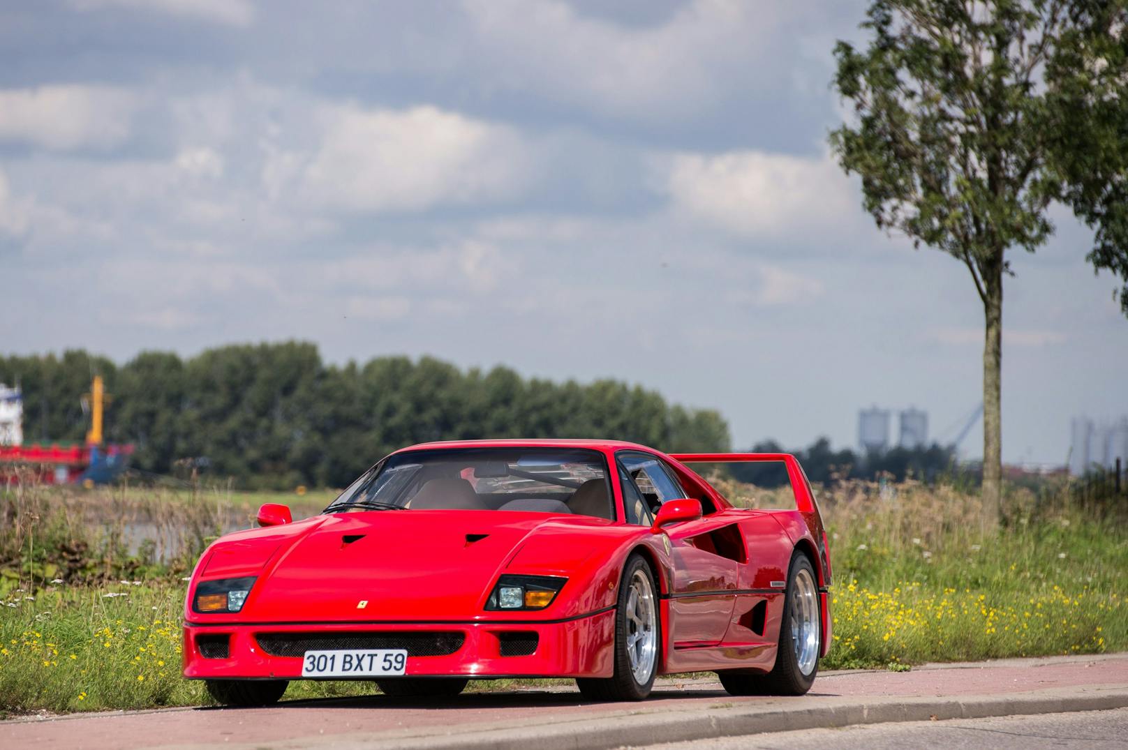 Der&nbsp; Ferrari F40 wurden zwischen&nbsp;1987 bis 1992 gebaut. Nun gibt es einen Luxus-Oldtimer weniger.