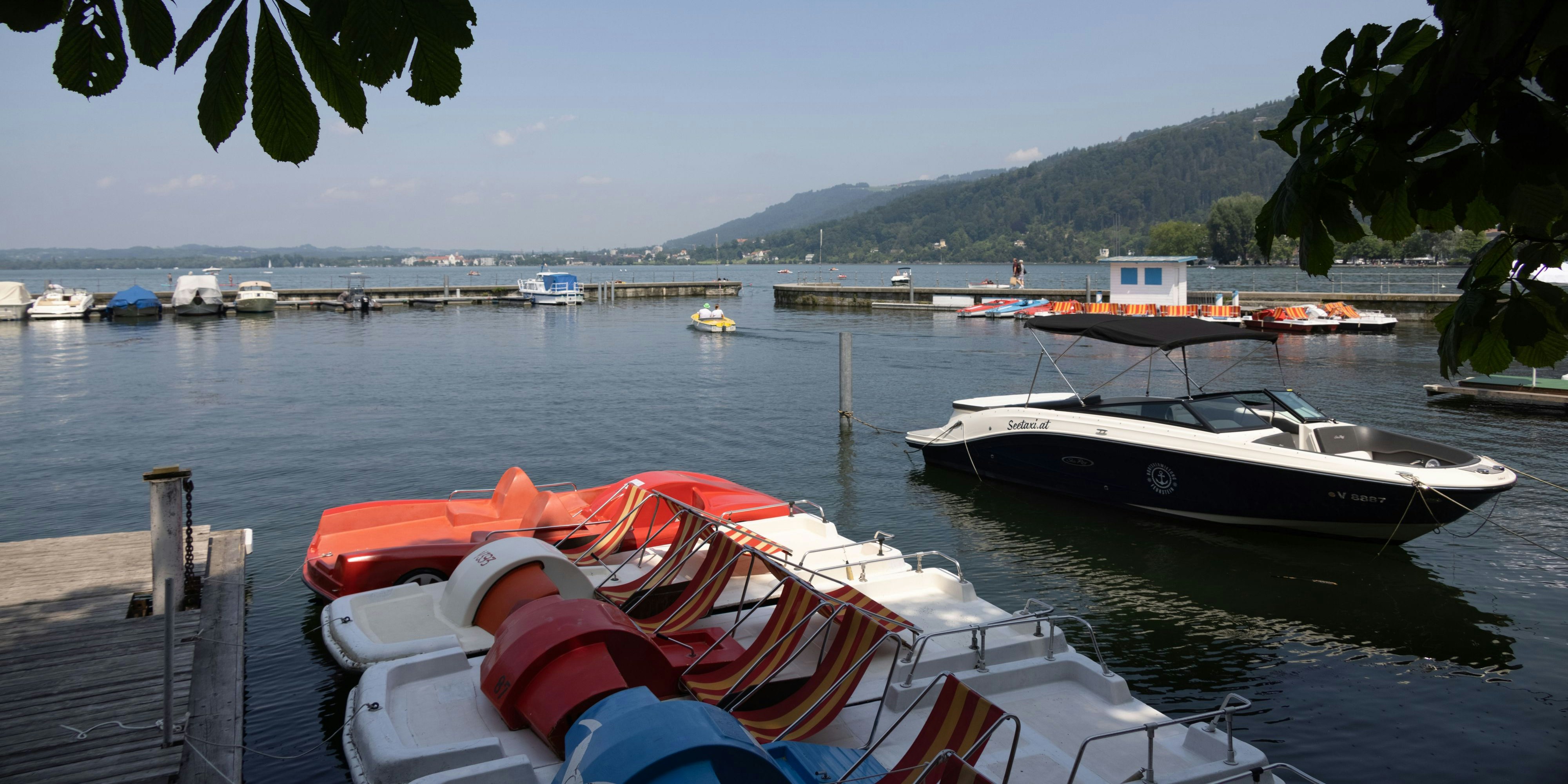 Am Bodensee kam es am Sonntag zu einem tödlichen Badeunfall.