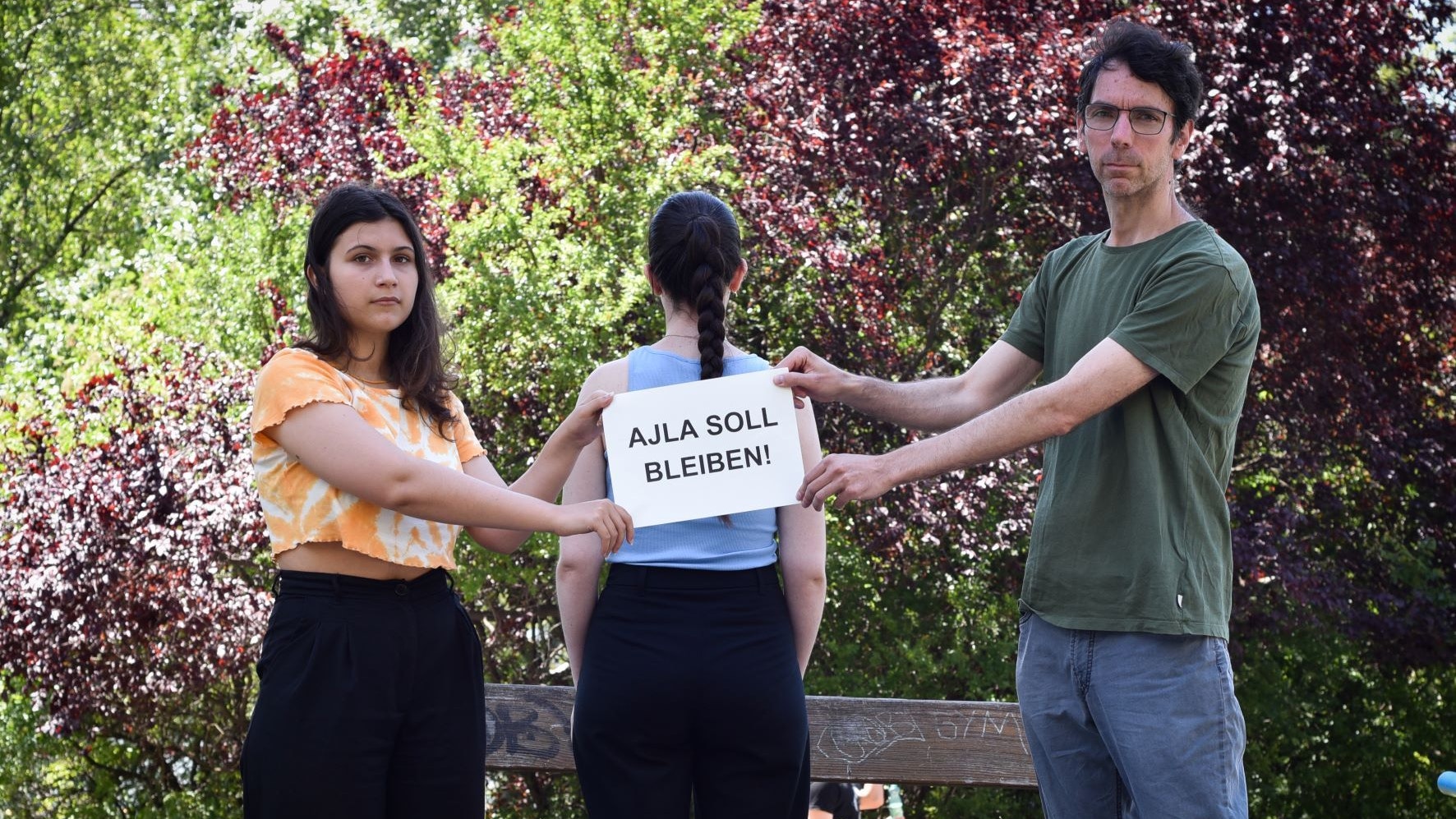 Fassungslosigkeit unter den Klassenkollegen von Ajla (18): "Für sie steht ihr ganzes Leben auf dem Spiel!"