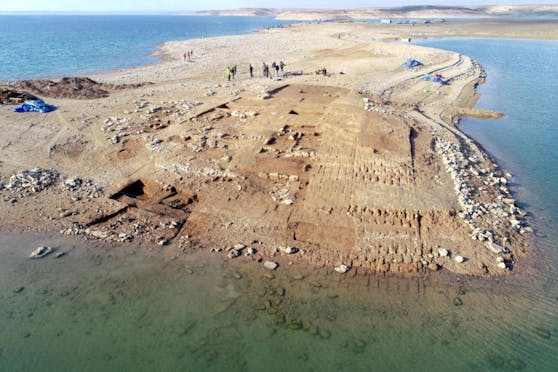 Die archäologische Stätte von Kemune im ausgetrockneten Bereich des Mossul-Stausees