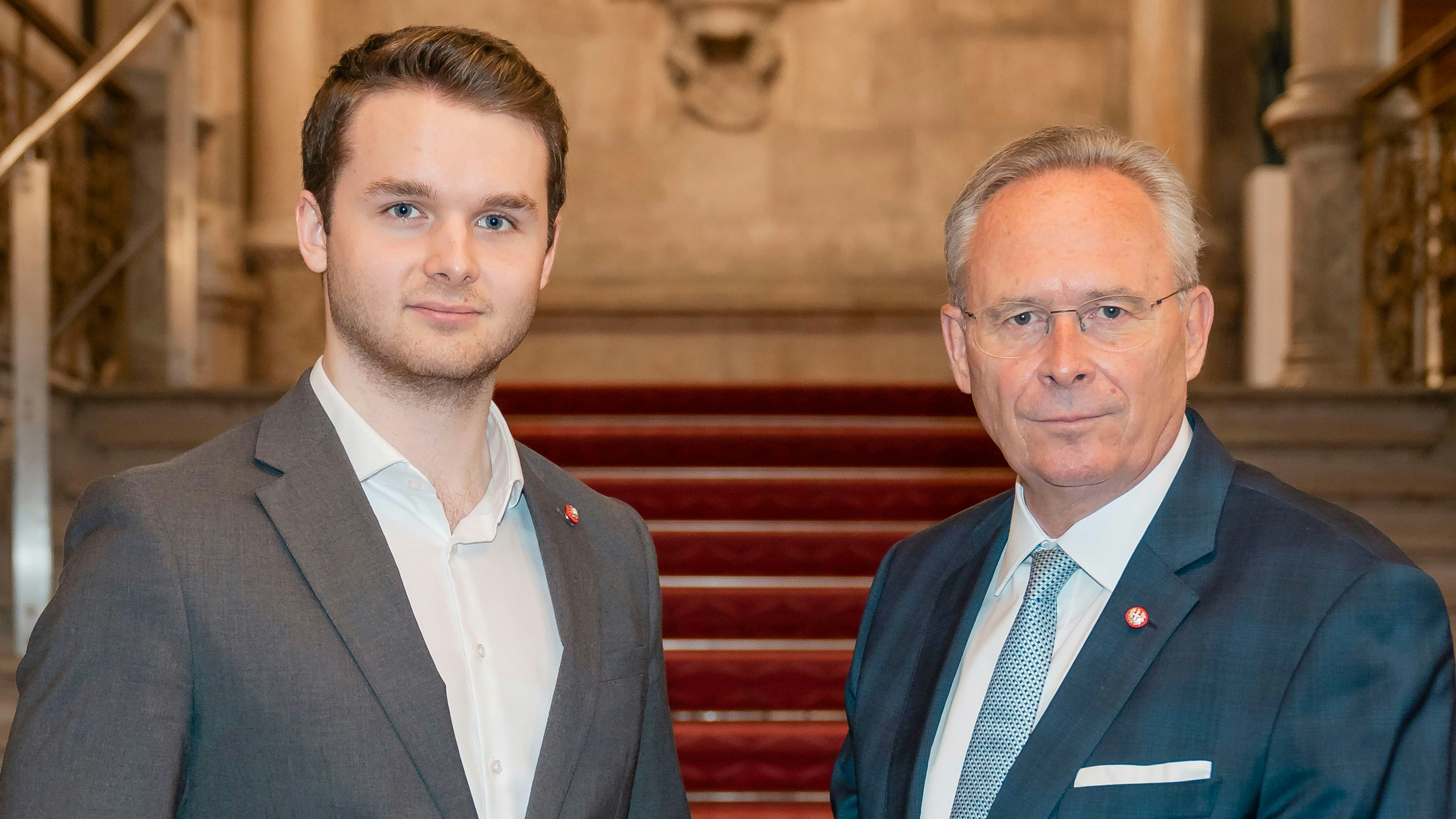 VP-Bildungssprecher Zierfuß (li.) und Wiens VP-Chef Mahrer für bessere Rahmenbedingungen und Ressourceneinsätze in Wiens Schulen.