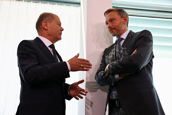 Der deutsche Kanzler Olaf Scholz (l.) und Finanzminister Christian Lindner.