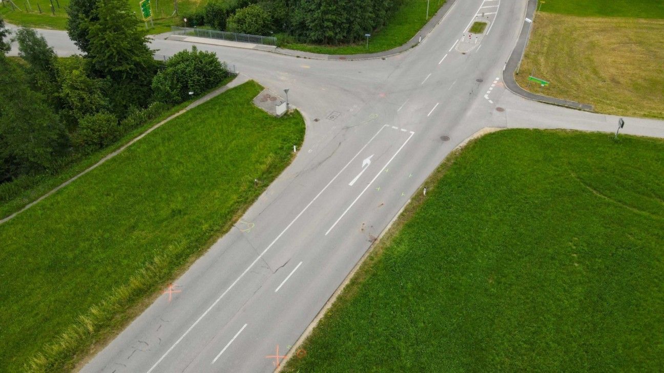 Der 93-Jährige wollte gerade abbiegen, als der Unfall passierte.