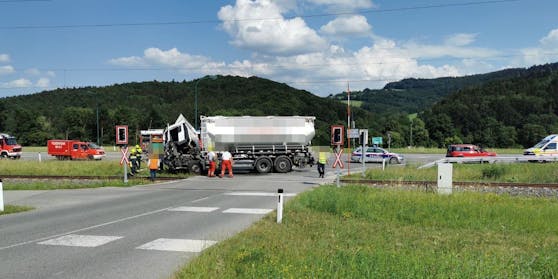 Die Einsatzkräfte vor Ort.