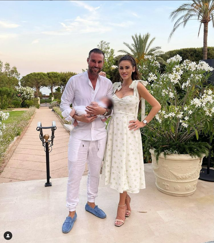 Philipp Plein und Freundin  Lucia Bartoli zeigen ihren Sohn