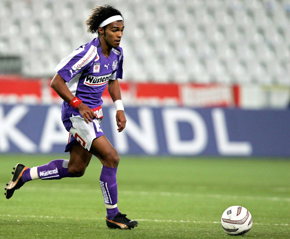 Richarlyson spielte im Kalenderjahr 2004 auch für Austria Salzburg. 