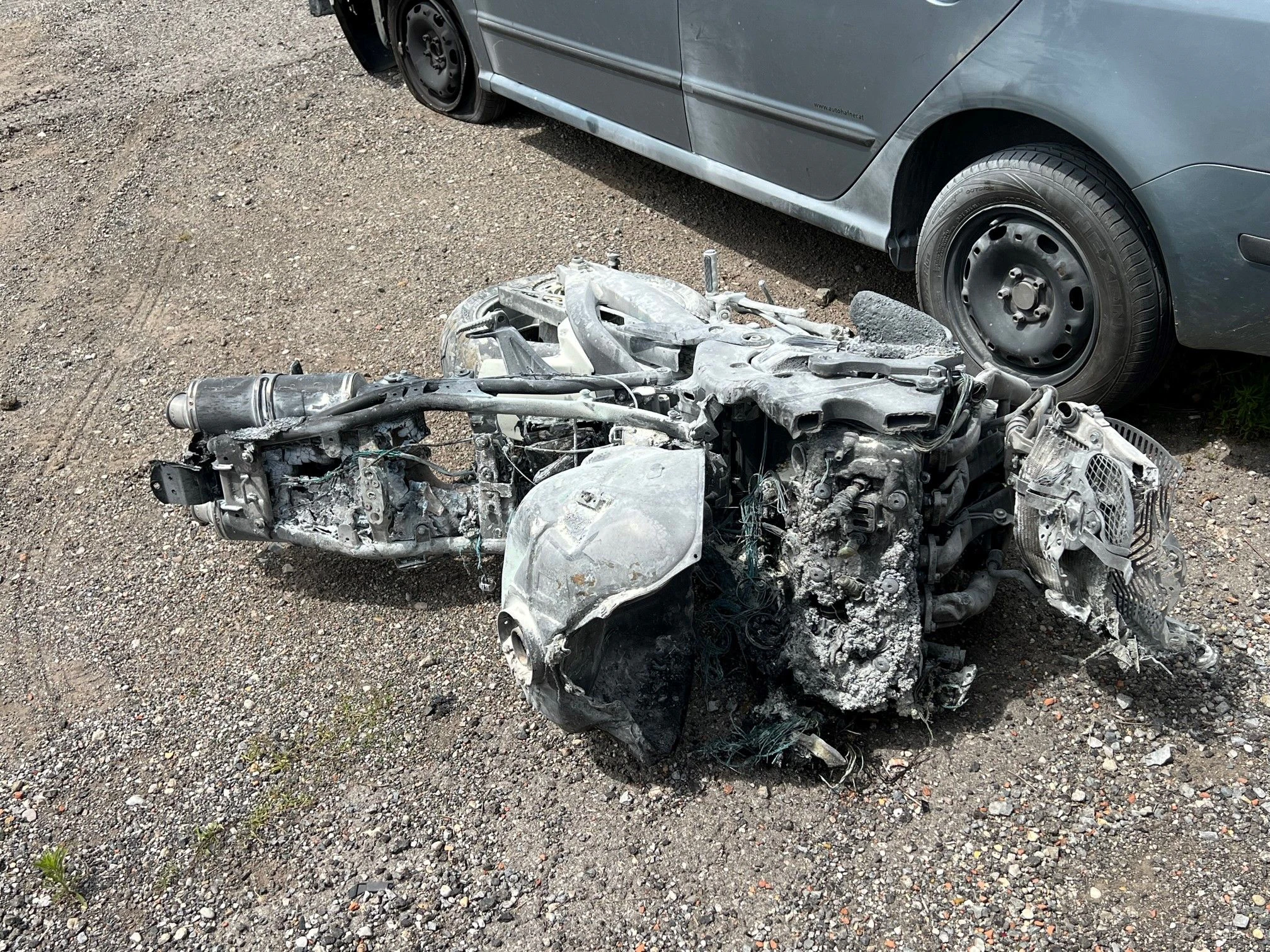Der Motorradfahrer starb noch am Unfallort.