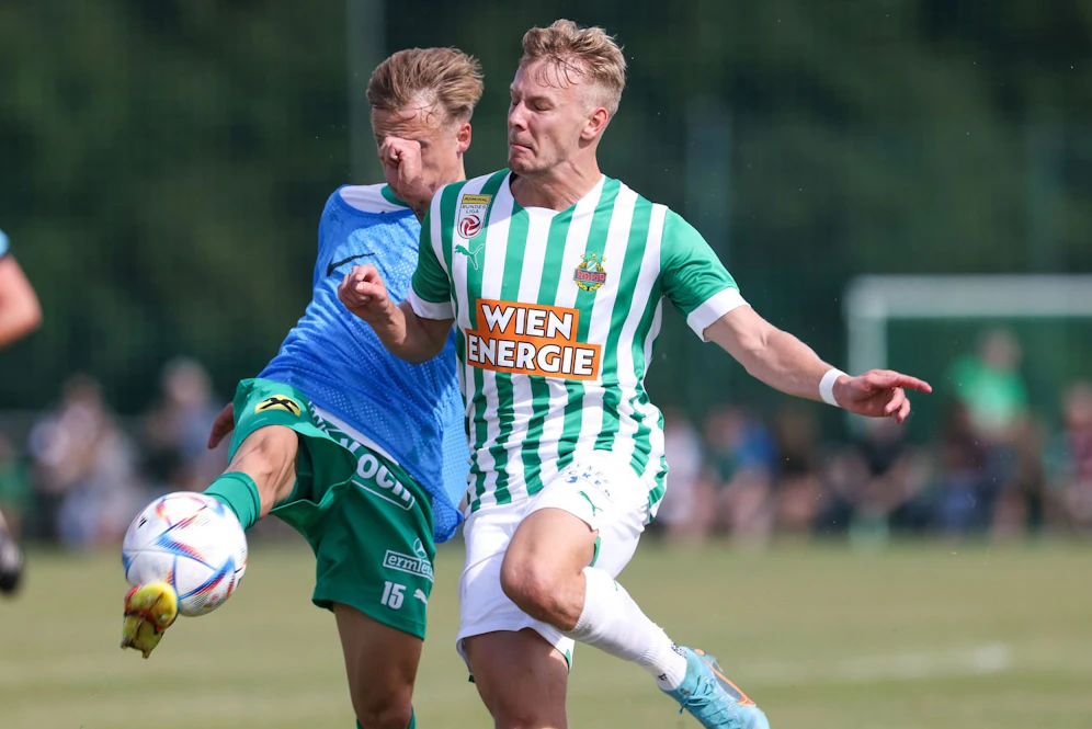 Marco Grüll im neuen Rapid-Dress