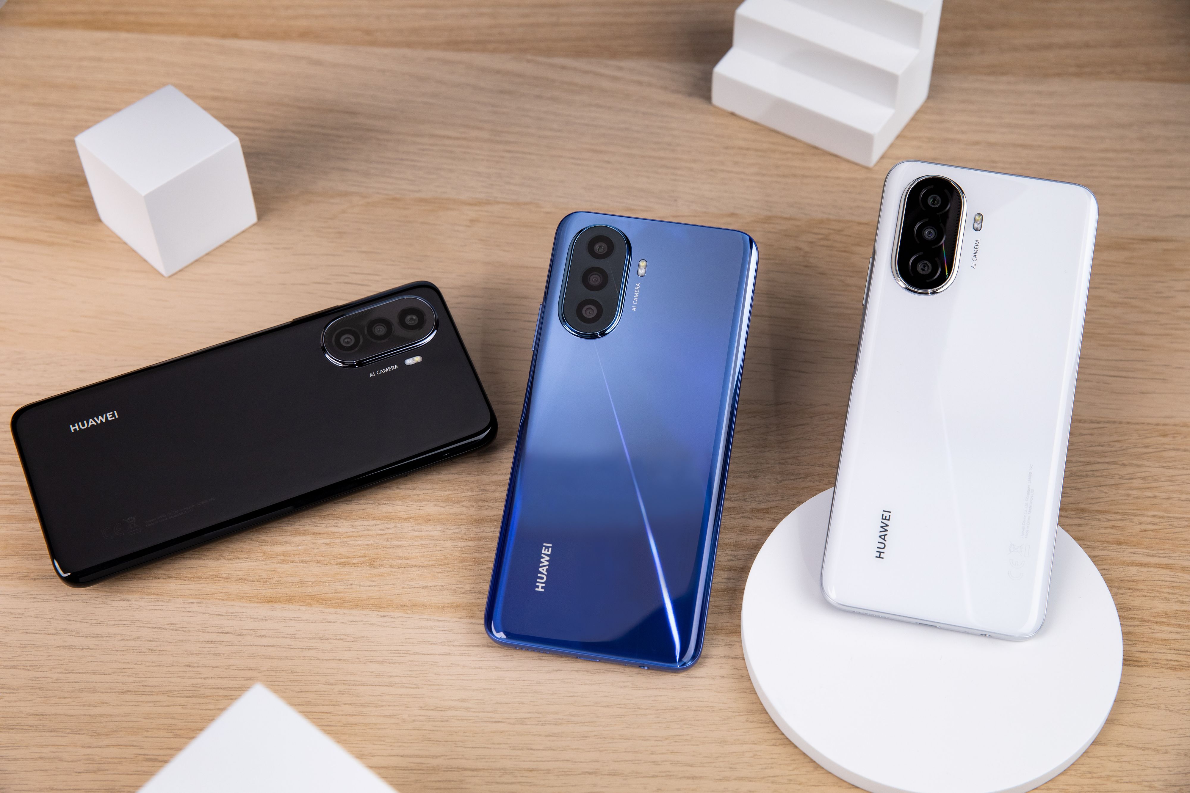 Huawei hat in Istanbul die beiden neuen Smartphone-Modelle Huawei nova Y70 und Huawei nova Y90 präsentiert.