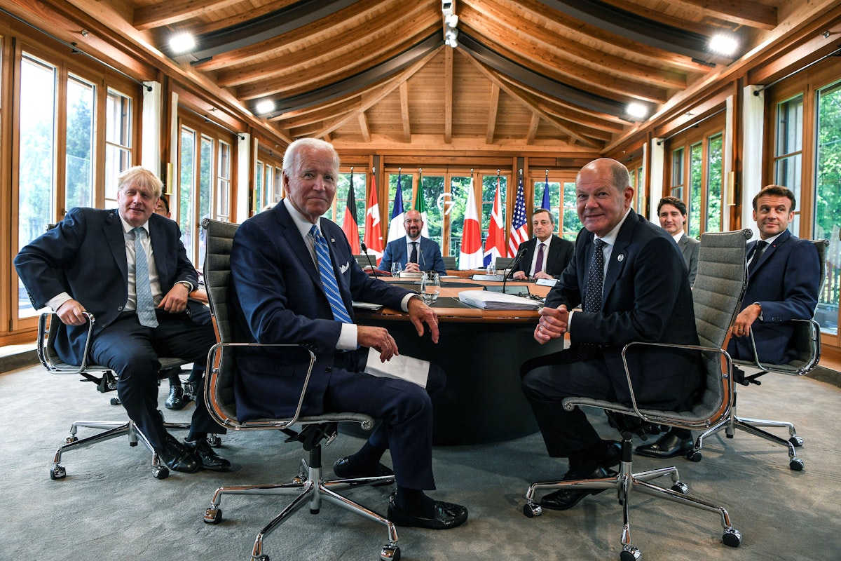 U.S. President Joe Biden attends a working lunch with other G7 leaders to discuss shaping the global economy at the Yoga Pavilion, Schloss Elmau in Kuren, Germany, June 26, 2022. Kenny Holston/Pool via REUTERS