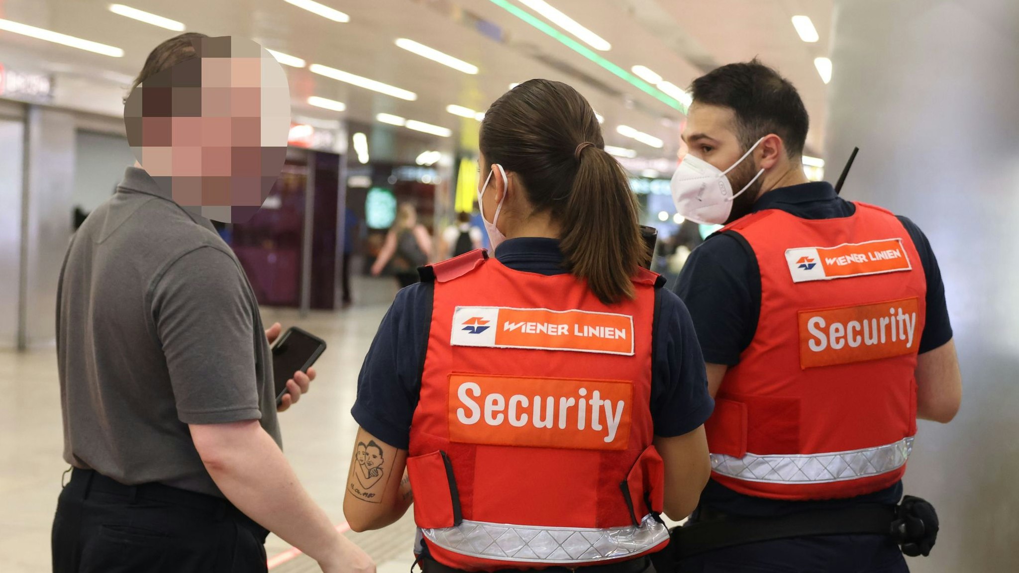 Immer mehr Fahrgäste sind "oben ohne" mit den Wiener Linien unterwegs.