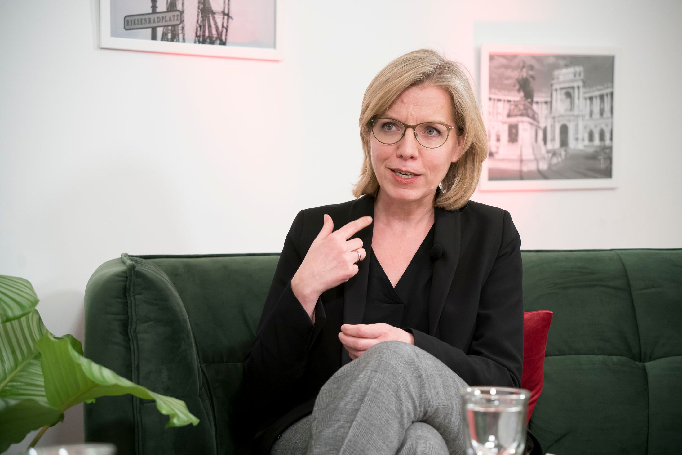 Ministerin Leonore Gewessler