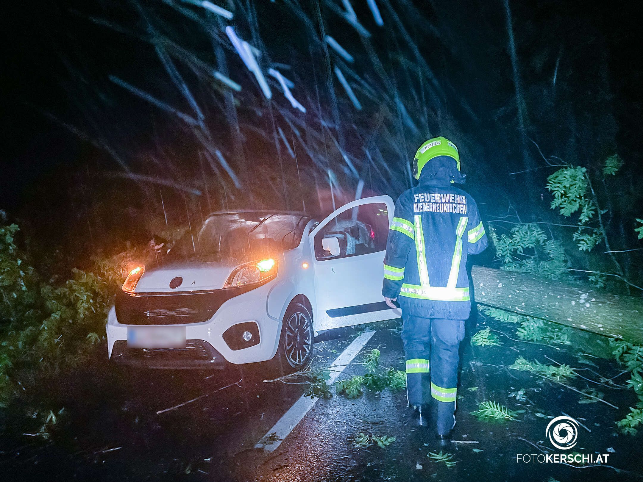 Heftiges Hagel-Unwetter Hinterlässt Spur Der Verwüstung – Wetter | Heute.at