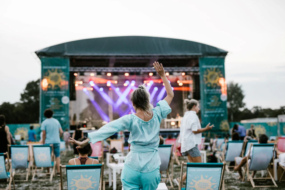 Wien in Feierlaune: Von 1. Juli bis 14. August geht der Wiener Kultursommer über die Bühne(n). 600 Acts treten an verschiedenen Orten der Stadt auf.&nbsp;